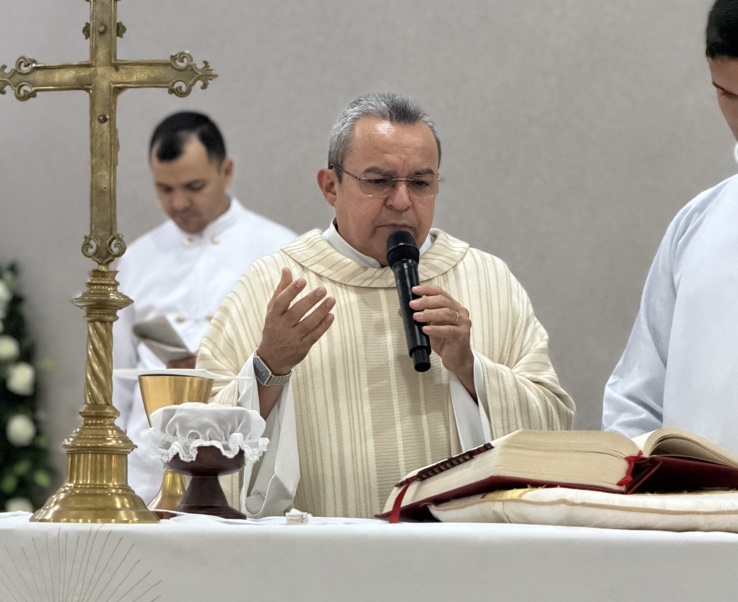 Paróquia de Jucurutu acolhe Padre Rivaldo Pereira Dantas em Missa de Posse Canônica nesta sexta-feira (30), às 19h