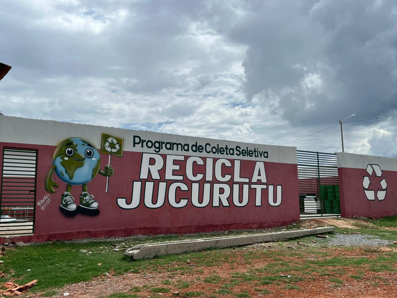 Associação orienta população sobre descarte correto de recicláveis após o Carnaval em Jucurutu