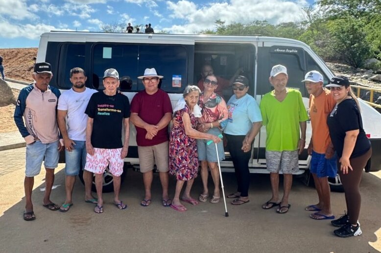 Vereador Lulu de Chico Ivo proporciona manhã especial para idosos de Jucurutu no Dia da Mulher