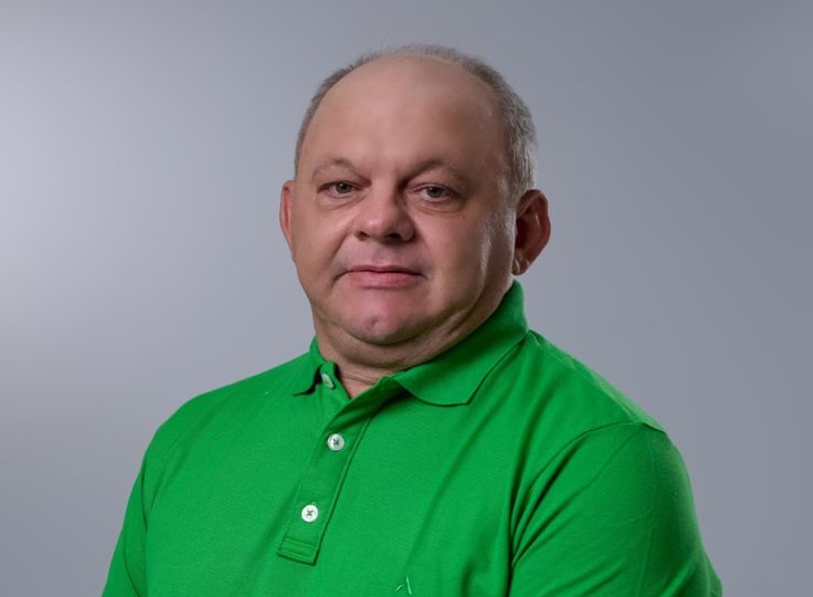 Rubinho cobra limpeza e climatização urgente em escolas de Pedra Branca e Espinheiro