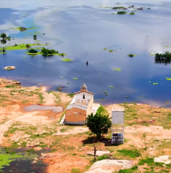 Nova Barra de Santana nasce enquanto antiga comunidade desaparece sob as águas da Barragem de Oiticica