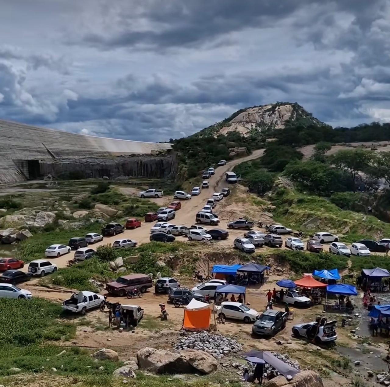Preservar é dever de todos: cuide do lixo e proteja a Barragem de Oiticica