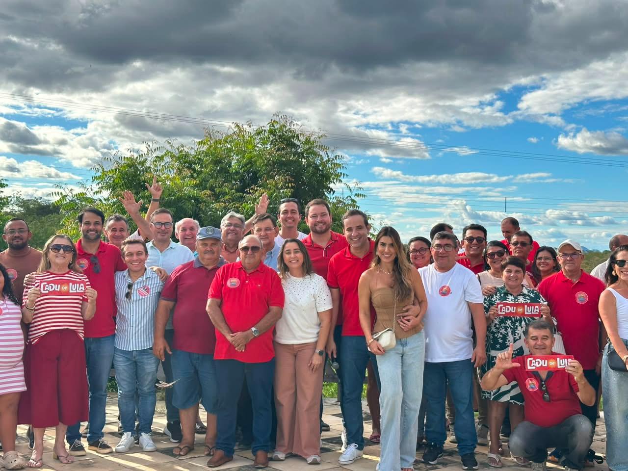 Prefeito de Jucurutu e maioria da Câmara declaram apoio a Samanda Alves ao Senado