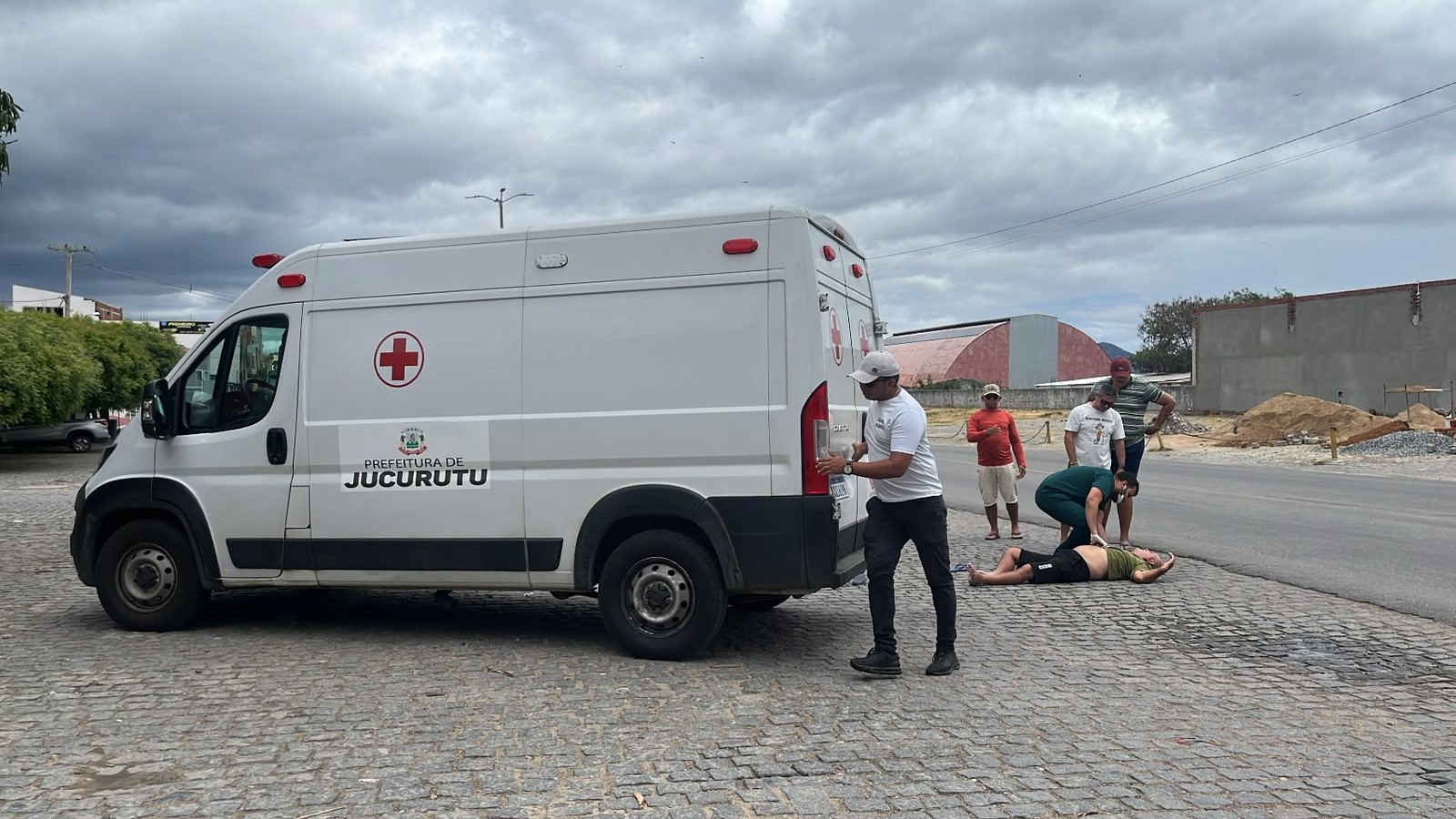 Atenção e prudência no trânsito podem salvar vidas: pedestre é atropelado em via pública de Jucurutu