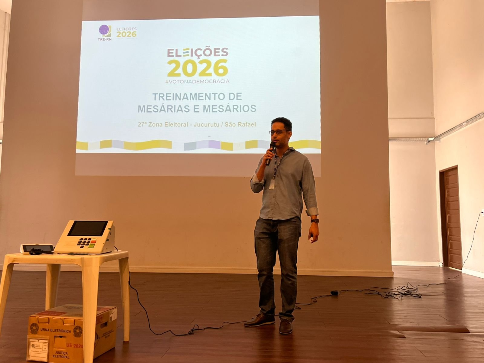 Justiça Eleitoral inicia semana de treinamento para mesários das Eleições 2026 em Jucurutu