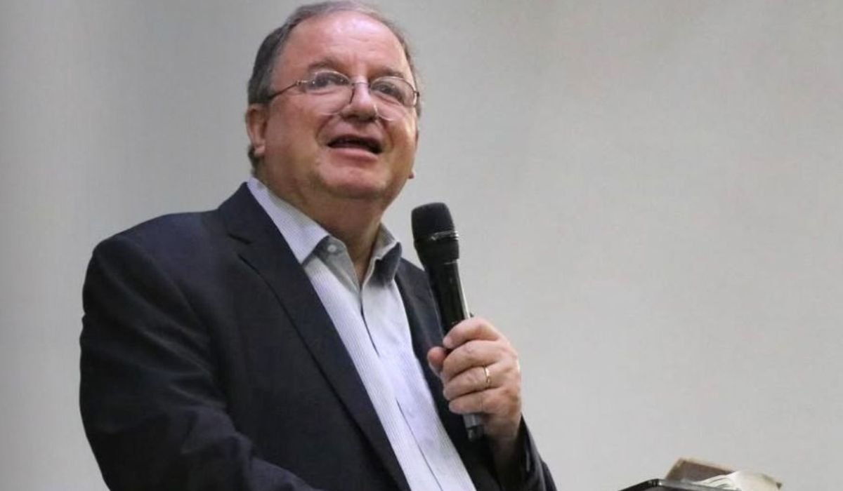 Sob pressão, pastor deixa cargo após acusação de assédio