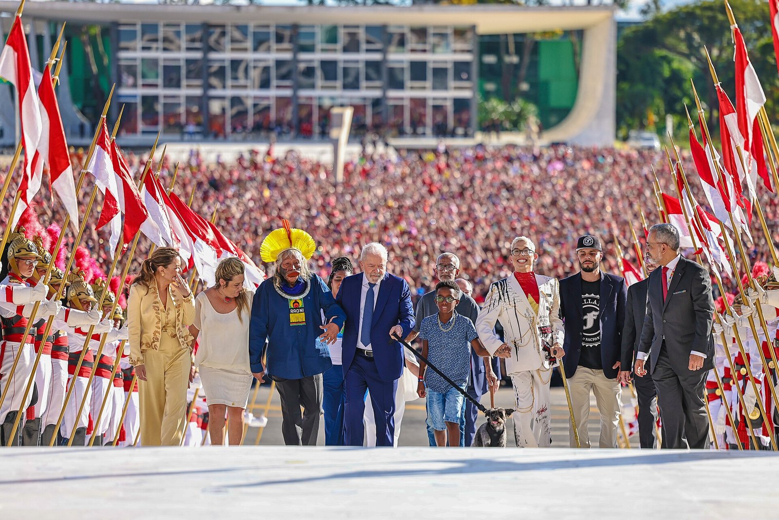 Posse de Lula será em 5 de janeiro de 2027; entenda a mudança na data