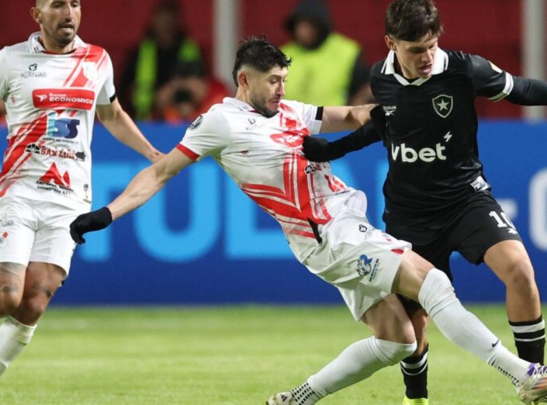 Botafogo-sente-altitude-e-perde-para-o-Nacional-Potosi-1024x512